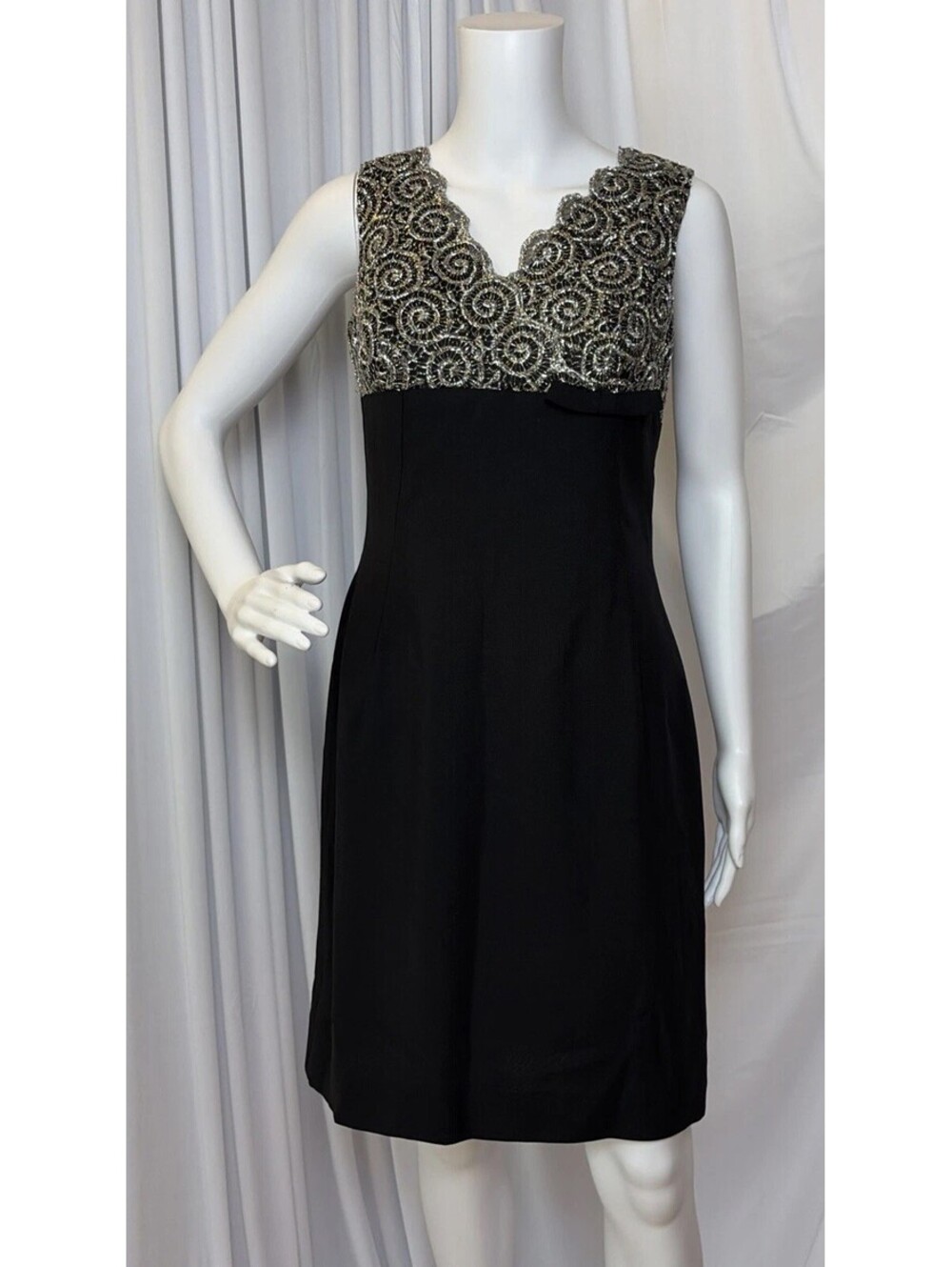 VTG 60s Silver Lace Black Cocktail Party Prom Dress SZ M